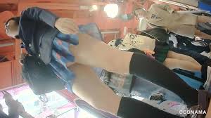 Halloween 2019] Low-angle Hidden Camera Shots Of Girls Shopping In Love  Live Cosplay And Other Outfits - EPORNER