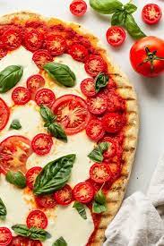 Traeger Pizza Recipe How To Make Grilled Pizza On A Wood Pellet Grill Recipe Grilled Pizza Traeger Pizza Pizza Recipes