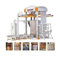 Máquina de embalaje y retracción de película para almacenamiento de palets  de madera y plástico