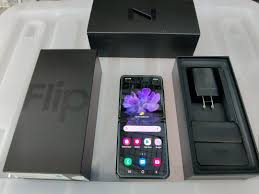 Sign up for expressvpn today we may earn a commission for purchases using our links. Samsung Z Flip Globe Locked Mobile Phones Gadgets Mobile Phones Android Phones Samsung On Carousell