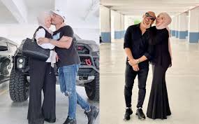 Penyanyi berusia 37 itu berpendapat, cara nyanyian atau vokalnya tidah. Boleh Nak Tambah Anak Tapi Dengan Syarat Memang Sweet Romantis Pasangan Shuib Dan Siti Sarah Gempak