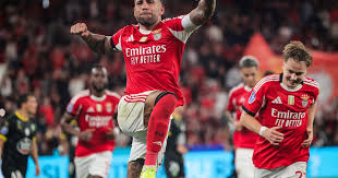 Otamendi anota de penal y San Benito golea: ¡Copa de la Liga al rojo vivo!