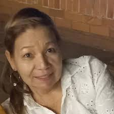 🕊️ Hoy despedimos con profundo pesar a Bertha Lilia Cardona Villa. Una  mujer querida por su comunidad, recordada por su calidez y su espíritu  alegre. Su partida deja un vacío en los