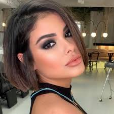 Barraco! Mãe de Munik Nunes rejeita novo visual da ex-bbb "Vou dar na sua  cara"