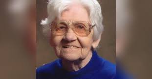 Leola Lundstrum Obituary