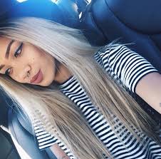 A blonde girl may be blonde indoors, but the minute the sun shines on that hair, she is officially golden. White Blonde Hair Makeup Saubhaya Makeup