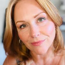 Introducing NEW Clinical Solutions Retinol 0.5 Set for age-defying skin ✓!  Powered by pure retinol, this game-changing skincare system introduces a  new level of dermocosmetic performance to supplement your nighttime skin  care