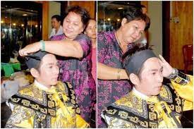 Ns bạch mai, phượng nga và em gái là ns bạch lan, trở thành 4 cô đào duyên dáng, tài năng của thương hiệu huỳnh long. Qcocggeodvrqmm