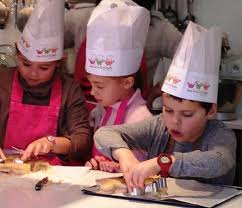 Autour de thèmes ludiques et accessibles, votre enfant apprend à cuisiner tout en s'amusant. Cours De Cuisine Enfants Photo De Crocochef Paris Tripadvisor