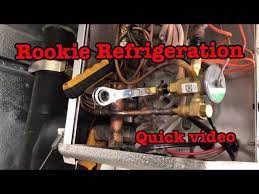 How to adjust a txv on a walk in freezer like a pro. Hvac Refrigeration Setting Superheat On A Walk In Freezer On A Rack System Youtube