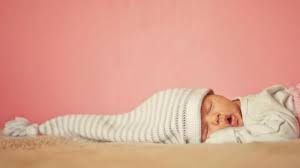 Selain itu bayi juga akan lebih fokus dan lebih ramah, bahkan pada orang dewasa yang baru dikenalnya. Kumpulan Instrumen Musik Pengantar Tidur Anak Dan Bayi Anak Sulit Tidur Bisa Terlelap Tribun Pekanbaru