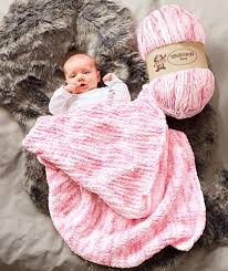 Meine große tochter (9 jahre) hatte nie ein schlafsack, da gab es zwar schon welche aber da wurde nicht so eine „panik gemacht. Babydecke Aus Woll Butt Rosy Strickanleitung Buttinette Bastelshop