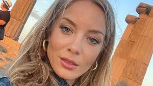 Bade İşçil: Her gün hediyelere boğulmalıyım - TV Nota | Güncel Haberler,  Son Dakika Haberleri