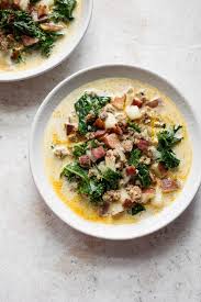 This Is The Best Copycat Zuppa Toscana Tuscan Soup Recipe Out There Sausage Bacon A Creamy Broth And Kale Or Spinach Kale Soup Tuscan Soup Soup Dinner