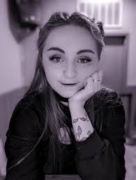 Kaylee Moon's Instagram, Twitter & Facebook