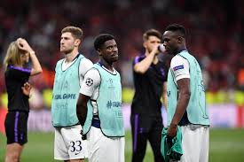 Okocha amesema kuwa ni vyema kwamba mchezaji huyo anaipeperusha bendera ya. Report Victor Wanyama Has Left Tottenham Hotspur For Club Brugge