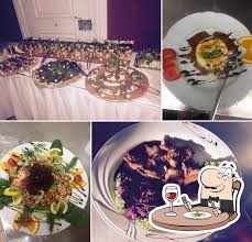 Dieser ritter johannes tritt auch mit seiner familie als stifter des 1338 gegründeten zisterzienserinnenklosters marienschloß bei. Rotes Haus Rockenberg Pizza Rockenberg Restaurantbewertungen