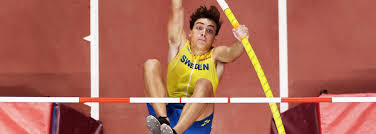 Armand duplantis broke the world pole vault record on saturday for the second time in eight days, eclipsing his own mark by a centimetre when he vaulted 6.18 metres at the muller indoor grand prix in glasgow. X7zrm6zwolqjhm