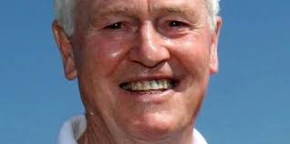 Glentoran pays tribute to former manager Peter McParland