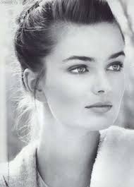 Happy birthday to Pavlína Pořízková, alias Paulina Porizkova, (Prostějov,  April 9, 1965)
