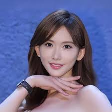 Bộ Chuyển Đổi Phong Cách Cô Gái Ngọc Trai