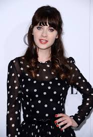She made her film debut in mumford (1999) and had a supporting role in cameron crowe's film almost famous (2000). Zooey Deschanel Starportrat News Bilder Gala De