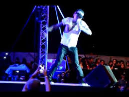 Meski tinggal di singapura, namun sepertinya rosalina musa sudah mencintai indonesia. Seksi Seksi Kamikazee Tanduay Rhum Rockfest 2013 Cagayan De Oro City Youtube