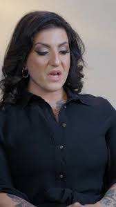 Shelly Madrid's Instagram, Twitter & Facebook