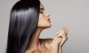 I segreti per una chioma brillante. Glossy Hair Capelli Neri Lucidi Stile Rock Giulio Art Studio