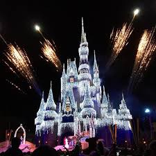 Why Can T I Just Go To Disney Right Now Take Me Away From Here It S Beautiful Disneyland California Adventure Disney World Disney Dream