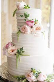 48 Eye Catching Wedding Cake Ideas Modwedding Simple Wedding Cake Floral Wedding Cakes Wedding Cakes With Flowers