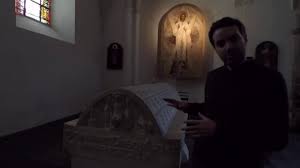 San pantaleón fue un mártir cristiano, nacido en nicomedia, actual turquía, a finales del siglo iii.era hijo de eustorgio y eucuba y fue médico como su padre. Basilica De San Pantaleon En Colonia Ruta Del Sacro Imperio Romano Germanico Youtube