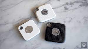 I looked a while on the web. Tile S New Bluetooth Trackers Come With Replaceable Batteries Engadget