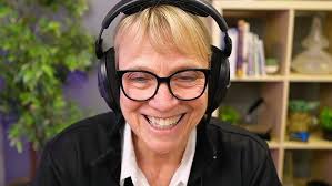 The 100/100 Approach: Coach Becky Schmidt