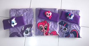 Kompak Kaus Flanel Dan Tempat Pensil Lucu Pencilcase Funnyfelt Tempat Pensil Lucu Kaus