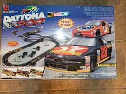 Since opening in 1959, it has been the home of the daytona 500, the most prestigious race in nascar as well as its season opening event. Life Like Daytona 500 Nascar Ho Scale Track Set 1997 Complete And Tested For Sale Online