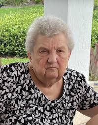 LUPY AZUCENA BRUESTLE