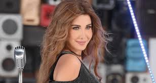 نانسي عجرم تطمئن الجمهور في حفل بشأن إصابتها بكورونا بعد تغير صوتها. Ù†Ø§Ù†Ø³ÙŠ Ø¹Ø¬Ø±Ù… Ù†Ø¬Ù…Ø© Ø£Ù‚ÙˆÙ‰ Ø­ÙÙ„Ø§Øª Ù…ÙˆØ³Ù… Ø¬Ø¯Ø© ÙÙŠ Ø§Ù„Ø³Ø¹ÙˆØ¯ÙŠØ© Bitajarod Online Magazine