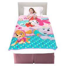 Lits simples enfant literie enfant lits doubles douillette chambre garcon idées de lit meuble douillette 39'' co constructio. Lit Simple Douillettes Couvre Lits Et Couvertures
