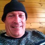 Garth Leighton's Instagram, Twitter & Facebook