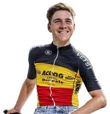 Compared to eddy merckx at age 19, he is regarded as one of the. Remco Evenepoel Tour De France Ondertussen In Het Peloton Evenepoel Beklimt De Muur Vijftig Keer