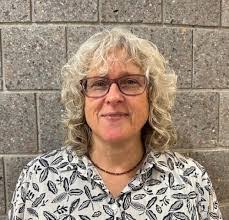 Michelle Linden's Instagram, Twitter & Facebook