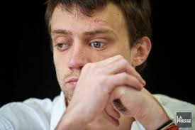 Le manifestant qui a perdu un oeil réclame 255 000 $