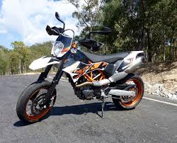 2016 16 ktm 690 duke left bar switch pod control turn signal horn beep l lh (fits: Biketech7 Ktm690 Smc R Review Test And Smiles
