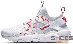 Nike huaraches customized with crystals. Ø§Ù„ØªÙŠÙ„Ø© Ø§Ù„Ø´Ø±Ø· Ù…Ø­ÙˆØ±ÙŠ Nike Supreme Louis Vuitton Huarache Dsvdedommel Com