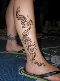 English short sentence tattoos;spinal tattoos; 90 Stunning Henna Tattoo Designs To Feed Your Temporary Tattoo Fix