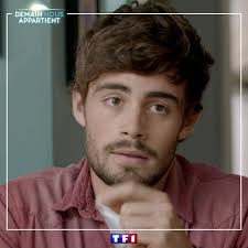 La police a retrouvé deux téléphones portables, dont l'un semble appartenir à anthony verneuil. Tf1 Demain Nous Appartient Maxime Est De Retour Facebook