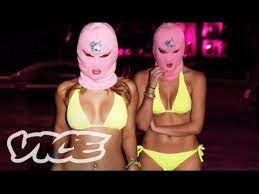 We've evaluated the 34 submitted scenes it also would've been nice to break the valley at one point to have a bigger contrasting backdrop like a the points of interest don't really stand out, if you approach the village, half of it is hidden behind the. Harmony Tells Us Some Stories From Behind The Scenes Of Spring Breakers Through Personal Production Photograph Spring Breakers Spring Breakers Costume Breakers