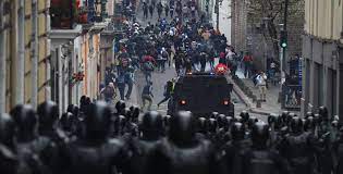 Presidente lenin moreno decreta estado de excepción por 28 dias en 16 provincias. Fotos Las Protestas En Ecuador En Imagenes Internacional El Pais