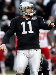 Sebastian paweł janikowski is a former american football placekicker who played in the national football league for 19 seasons, primarily wi. Bell Raiders Sebastian Janikowski May Switch From Driver To Wedge Due To New Kickoff Rule